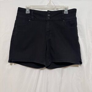 Black high waisted button up short shorts